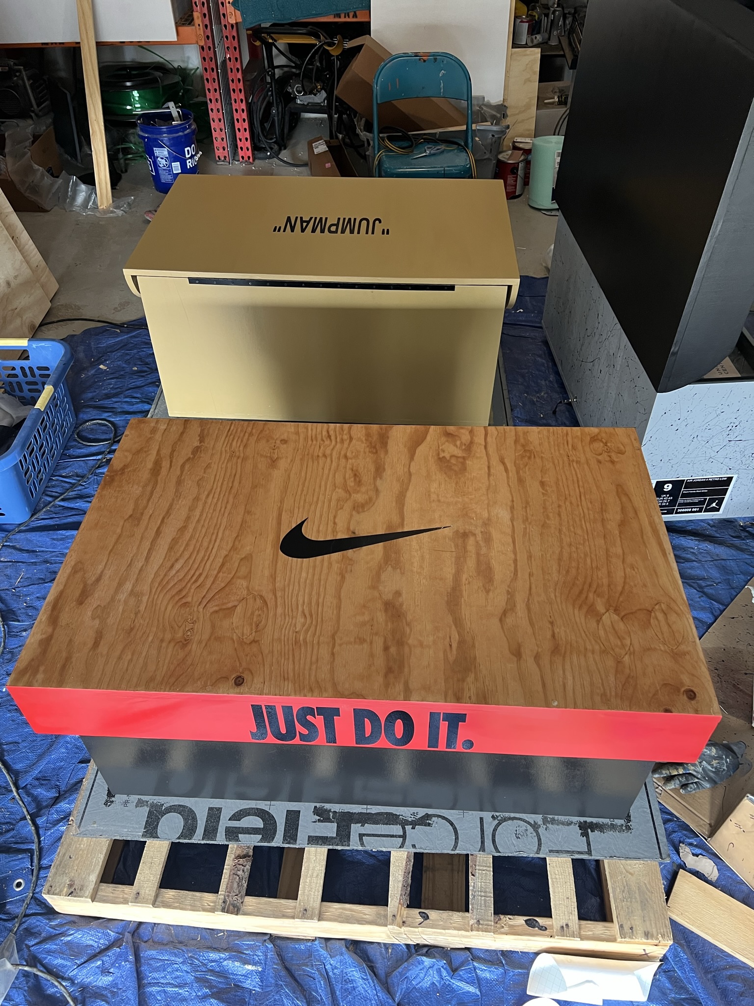 The Classic Era Sneakerhead Shoebox - Image 6